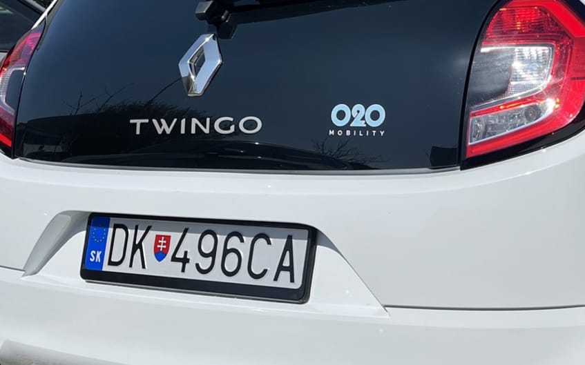 Noleggio auto con targa estera